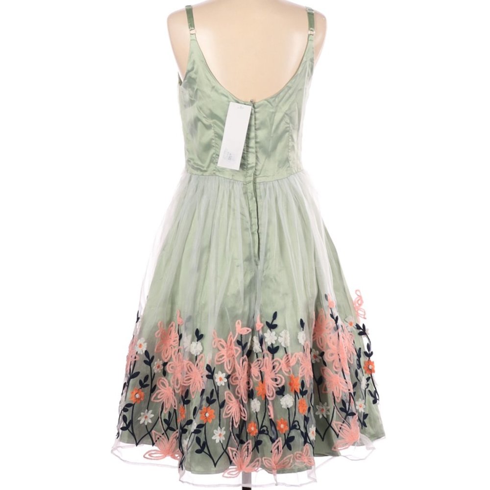 🌟Tatyana || 💗Rare Find💗Sweet Surrender Dress - Picture 4 of 4